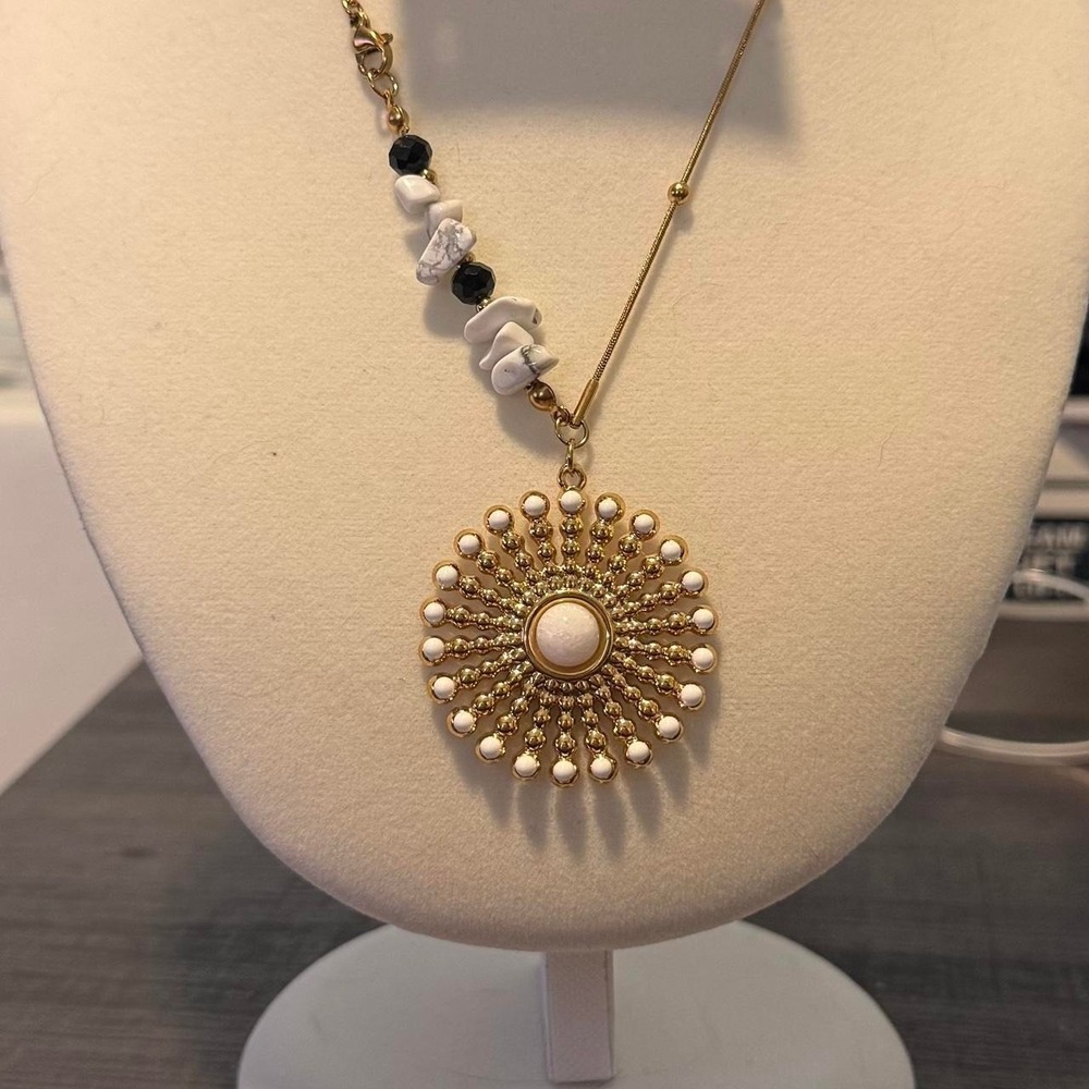 Gold Coated Electroplated Round Pendant Necklace with Black White Accents New